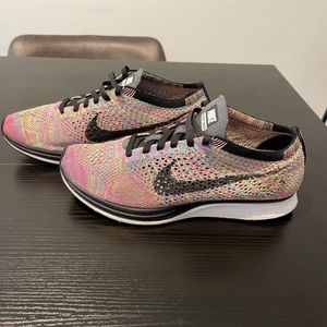 nike flyknit rainbow